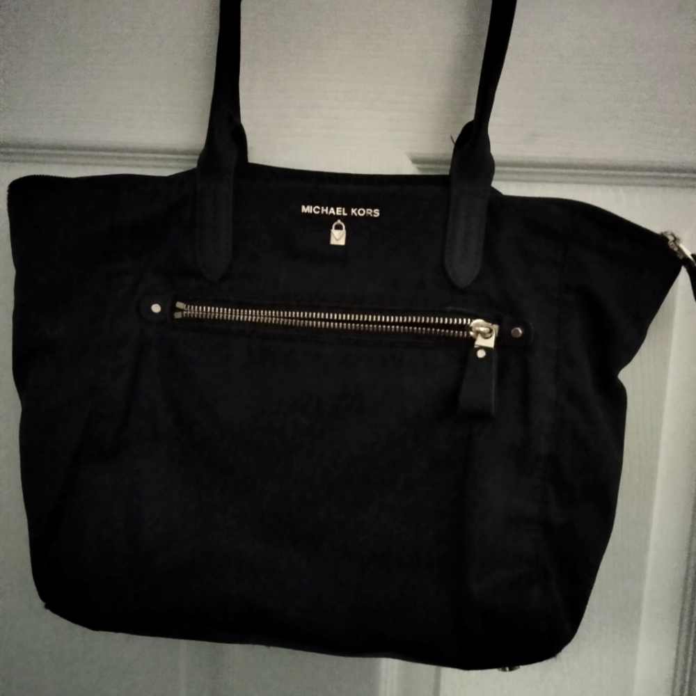 Michael kors satchal bag large size